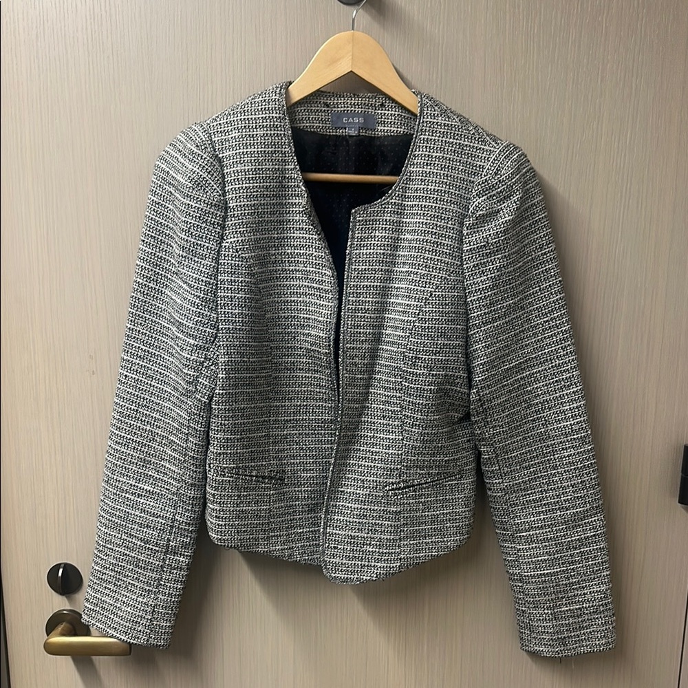 Women's Black and White Jacket
